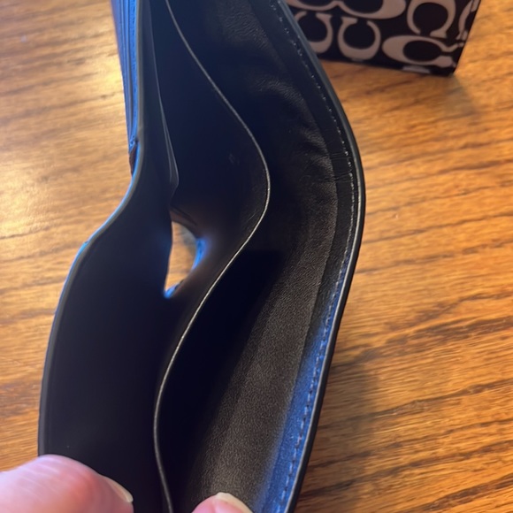 Men’s Disney Mickey Coach Wallet - Picture 6 of 6